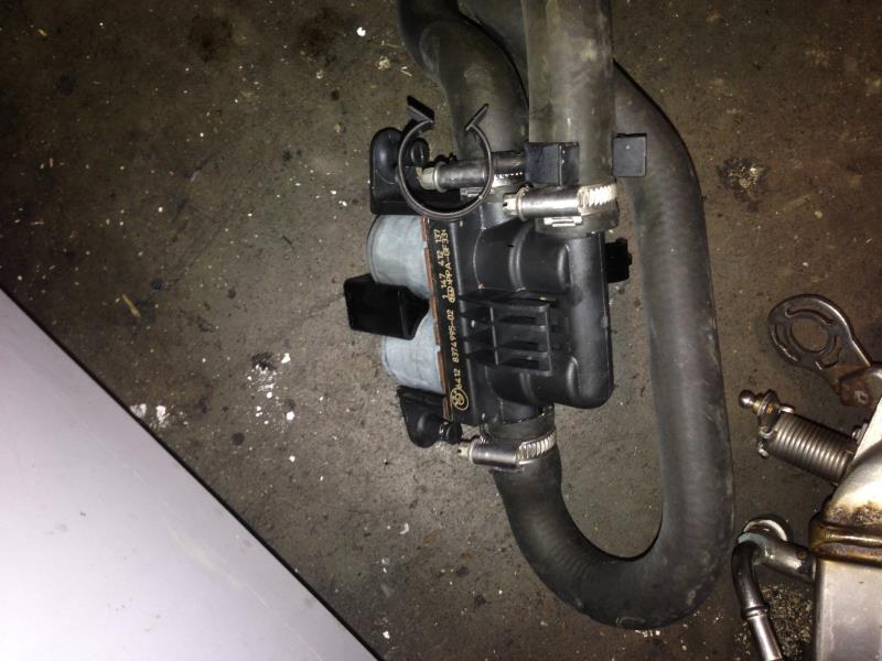 Robinet de chauffage BMW X5 E53  - 1