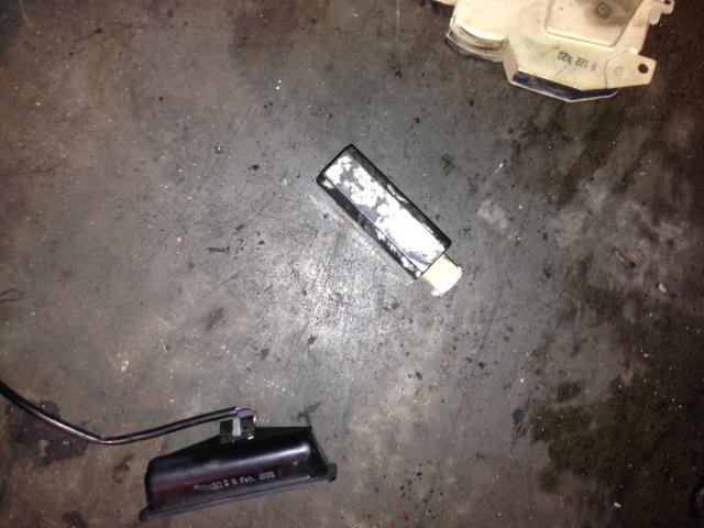 Boitier de centralisation BMW SERIE 3 E36  - 1