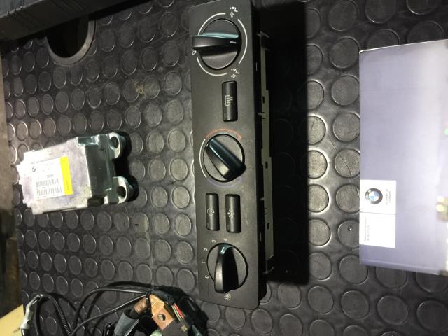 Commande chauffage BMW SERIE 3 E46 PHASE 1 Essence - 1