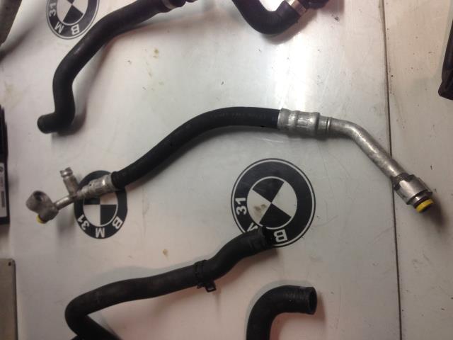 Tuyau de climatisation BMW X3 E83  - 1