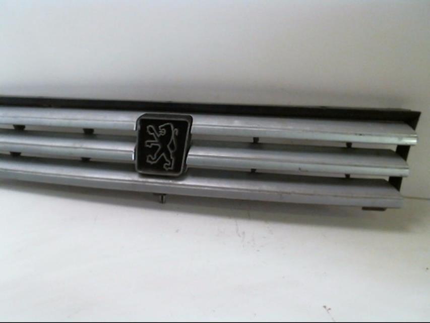 Calandre PEUGEOT 309 PHASE 2 Essence - 1