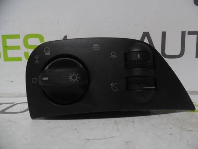 Commande de phare VOLKSWAGEN POLO 3 PHASE 1 Essence - 1