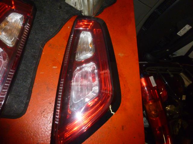 Fanale posteriore principale destro (luci) FIAT PUNTO EVO 3 Diésel - 1