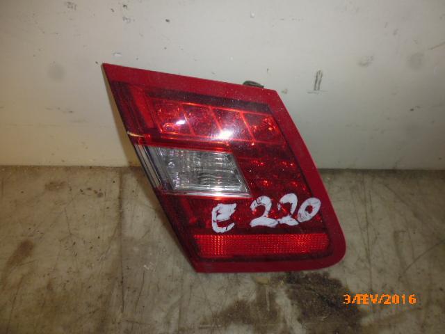 Feu arriere secondaire gauche (feux) mercedes classe e 212 phase 1