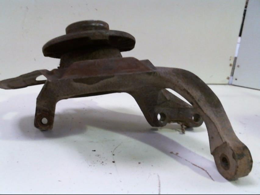 Fusee avant gauche OPEL TIGRA 1  - 1