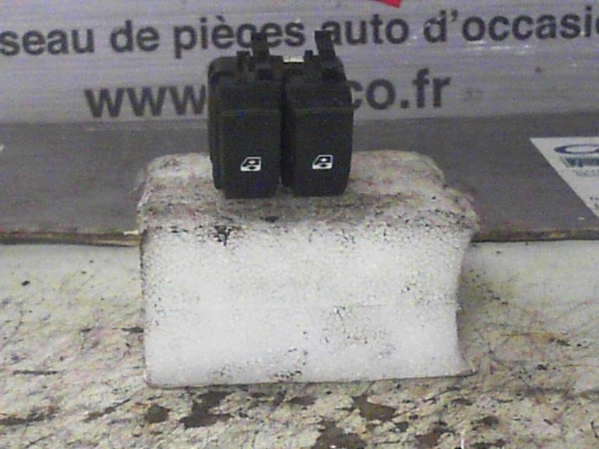 Interrupteur de leve vitre RENAULT ESPACE 4 PHASE 1 Diesel - 1