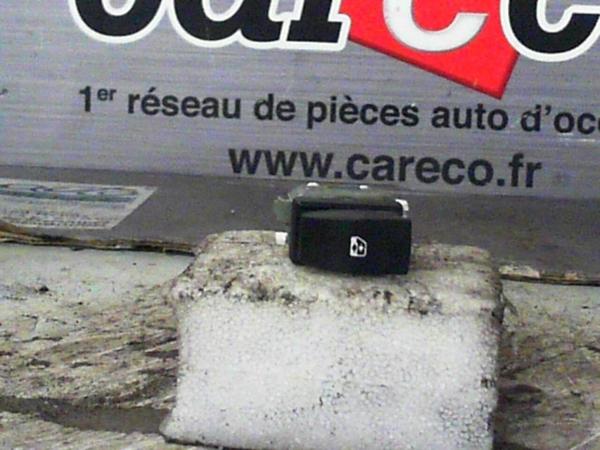 Interrupteur de leve vitre RENAULT MEGANE 2 PHASE 2 Diesel - 1