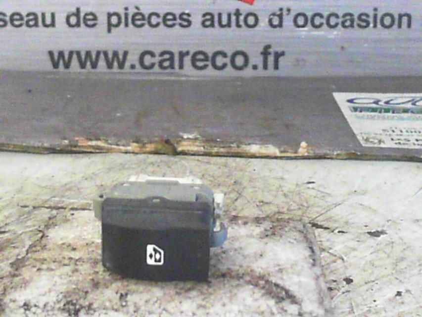 Interrupteur de leve vitre RENAULT SCENIC 2 PHASE 1 Diesel - 1