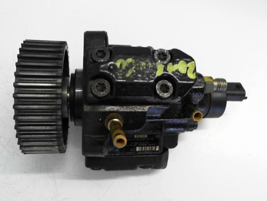 Pompe à injection ALFA ROMEO 147 PHASE 2 Diesel - 1