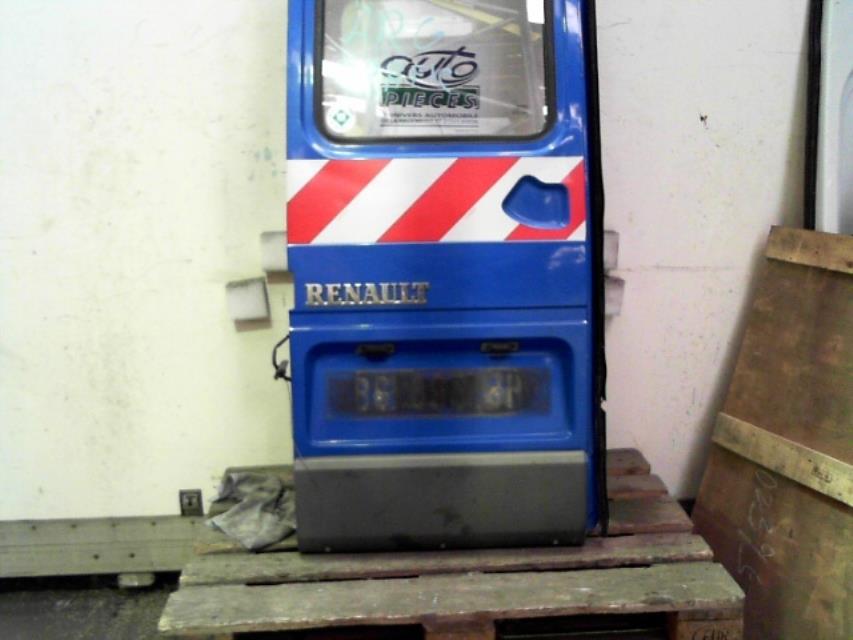 Porte de coffre gauche RENAULT TRAFIC 1 PHASE 3 Diesel - 1