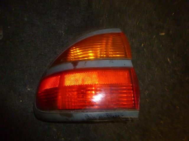 Fanale posteriore principale sinistro (luci) RENAULT LAGUNA 1 PHASE 2 Diésel - 1