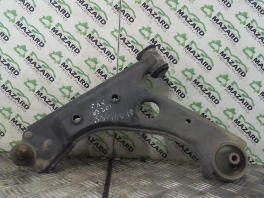 Image Triangle avant gauche - OPEL CORSA D
