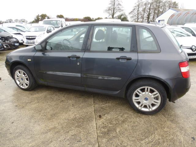 Image Feu arriere principal droit (feux) - FIAT STILO
