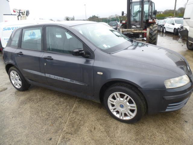 Image Feu arriere principal droit (feux) - FIAT STILO