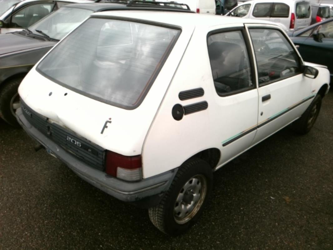 Image Retroviseur gauche - PEUGEOT 205