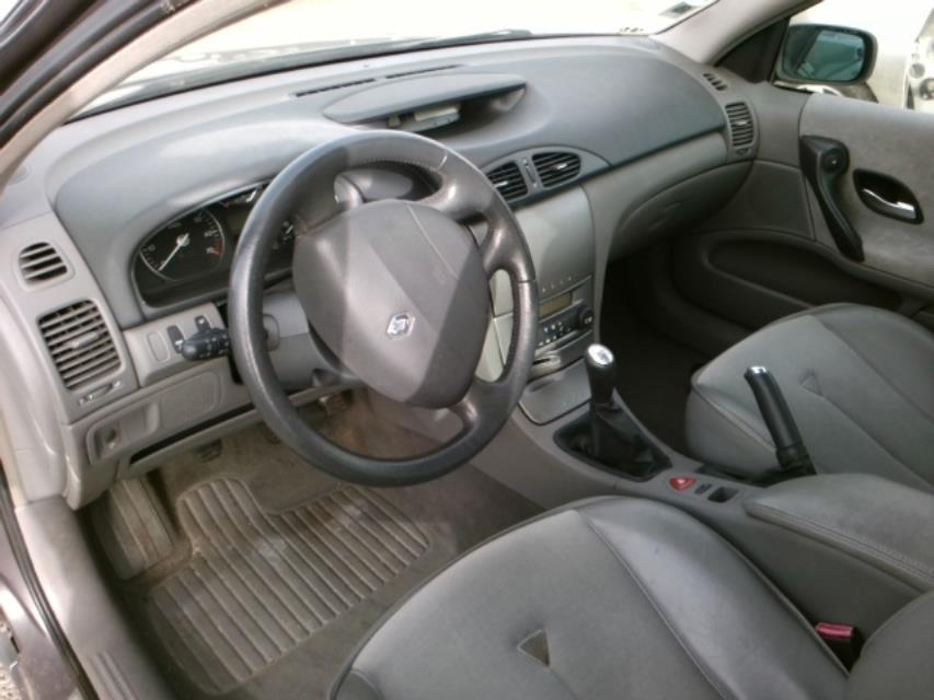 Image Autoradio d'origine - RENAULT LAGUNA 2
