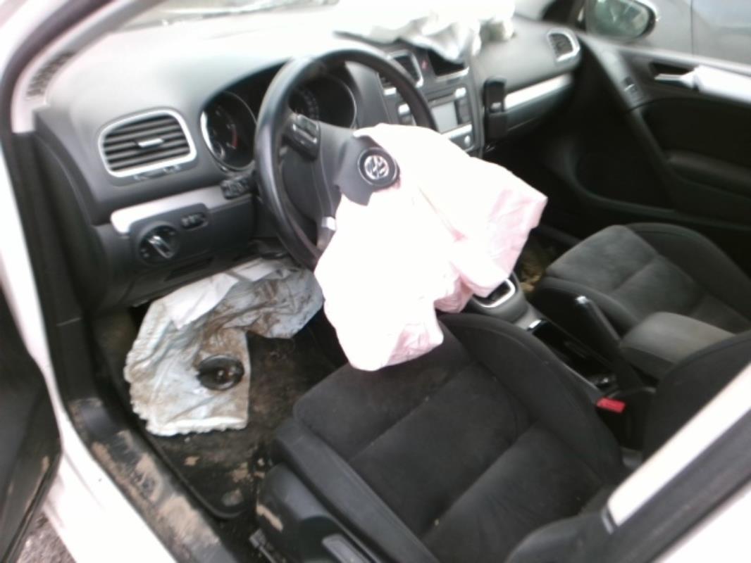 Image Ceinture arriere gauche - VOLKSWAGEN GOLF 6