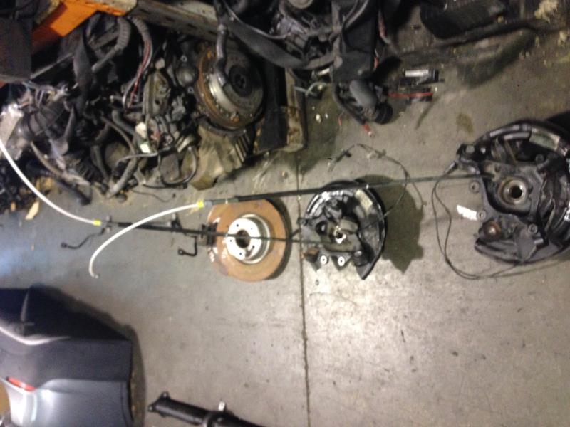 Cable de commande de frein à main BMW SERIE 1 F21 PHASE 1 Diesel - 1