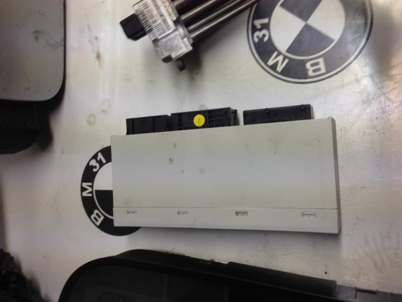 Boitier de centralisation BMW SERIE 3 E46 COMPACT PHASE 1 Diesel - 1