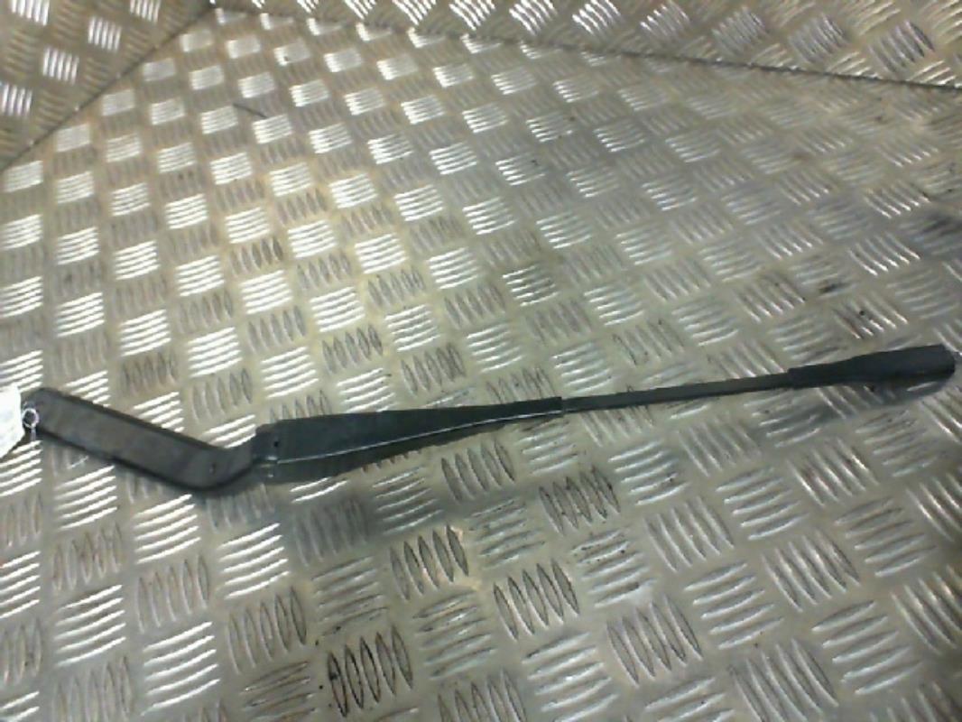 Braccio tergicristallo anteriore sinistro BMW SERIE 1 E87 PHASE 1 Diésel - 1
