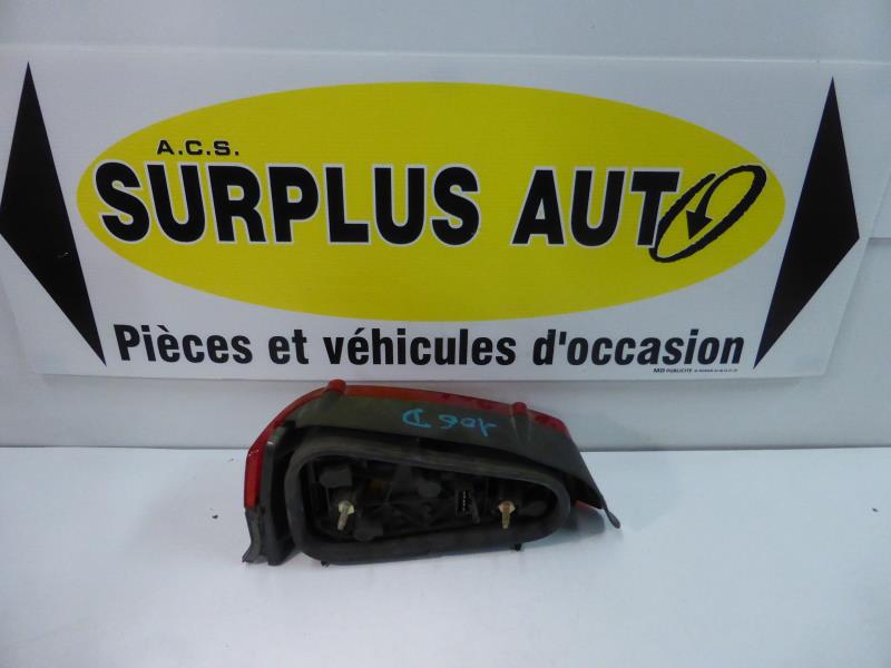 Image Feu arriere principal droit (feux) - PEUGEOT 106