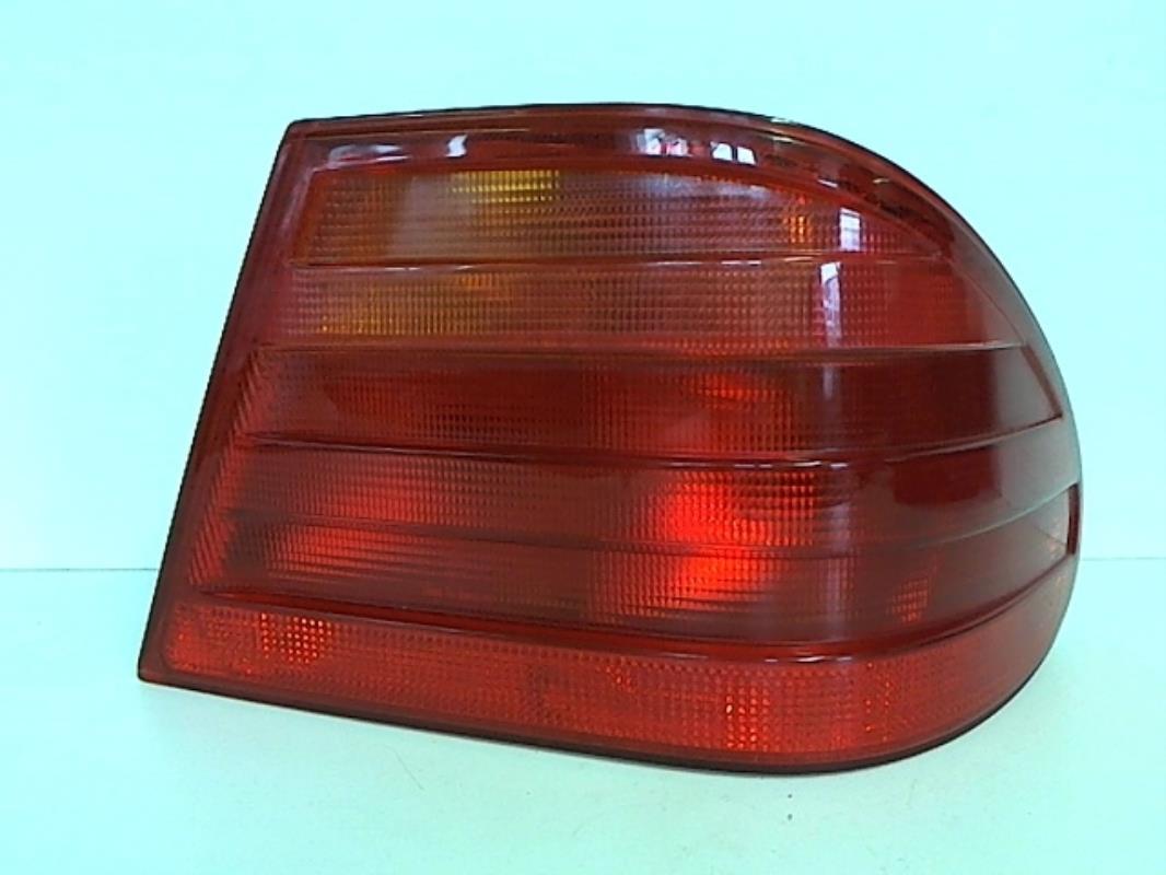 Fanale posteriore principale destro (luci) MERCEDES CLASSE E 210 PHASE 1 Diésel - 1