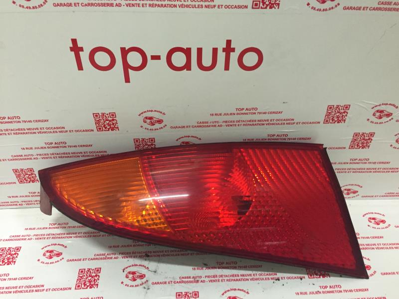 Fanale posteriore principale destro (luci) FORD FOCUS 1 Gasolina - 1