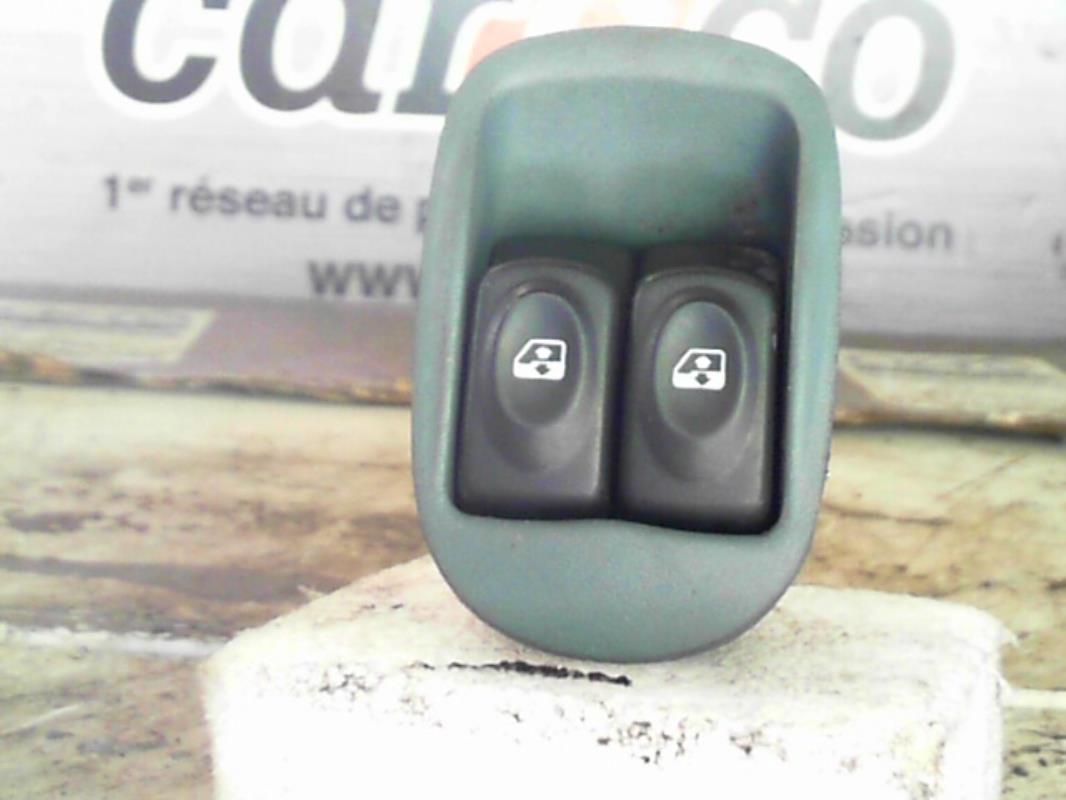 Interrupteur de leve vitre RENAULT SCENIC 1 PHASE 1 Essence/GPL - 1