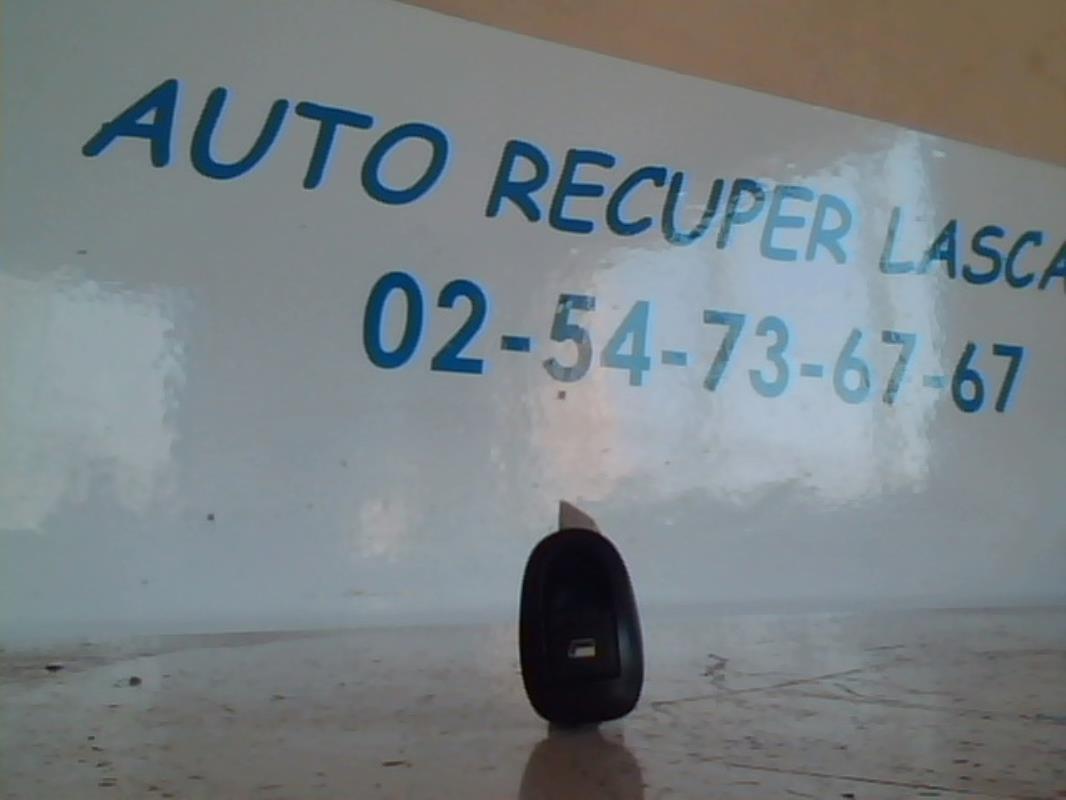 Interruttore lavacristalli anteriore sinistro PEUGEOT 1007 Gasolina - 1