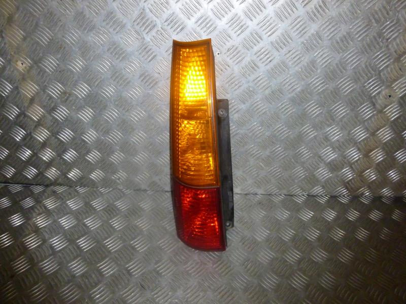 Fanale posteriore principale sinistro (luci) SUZUKI IGNIS 2 Diésel - 1