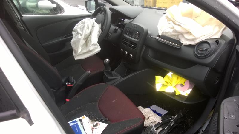 Image Feu arriere secondaire gauche (feux) - RENAULT CLIO 4