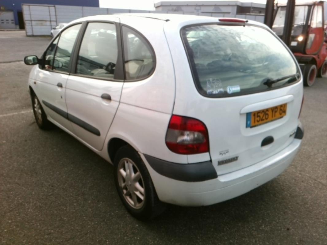 Image Culasse - RENAULT SCENIC 1