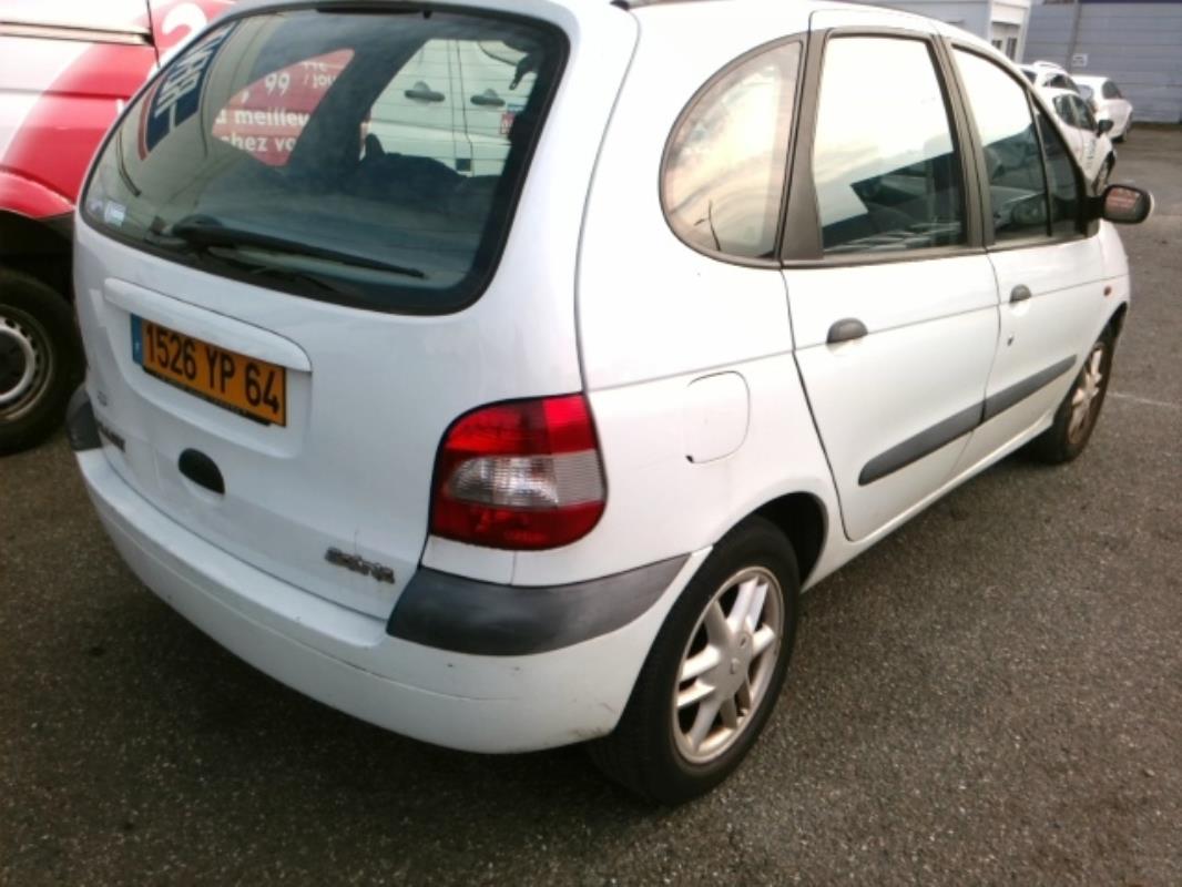 Image Culasse - RENAULT SCENIC 1
