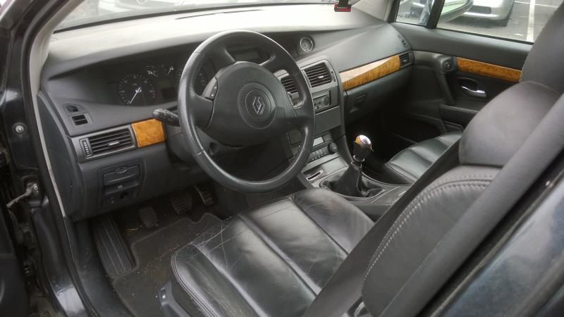 Image Feu arriere principal droit (feux) - RENAULT VEL SATIS