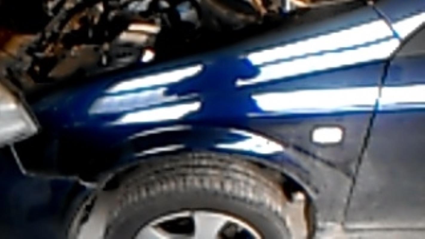 Aile avant gauche NISSAN PRIMERA 4 Diesel - 1