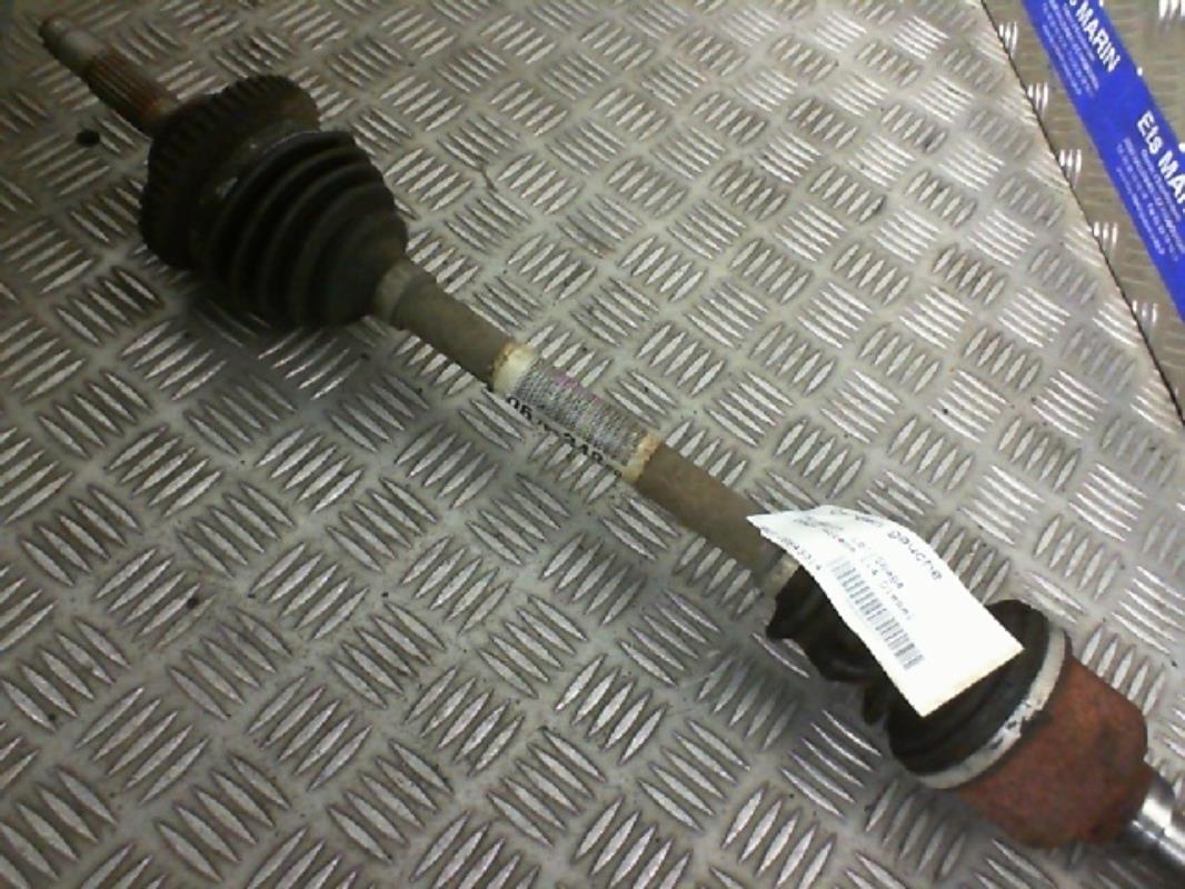 Cardan gauche (transmission) PEUGEOT 206+ 1.4 HDI - 8V TURBO Diesel  occasion | Opisto