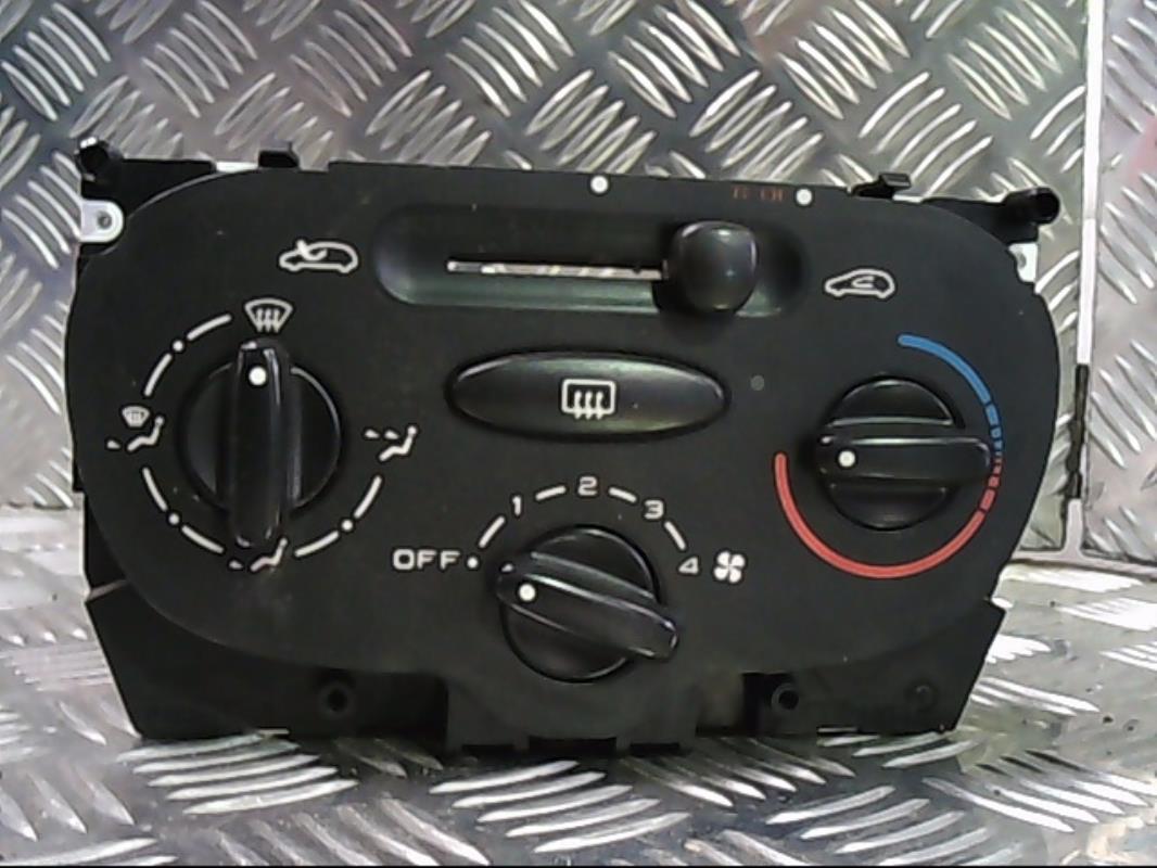 Commande chauffage PEUGEOT 206 PHASE 1 Essence - 1