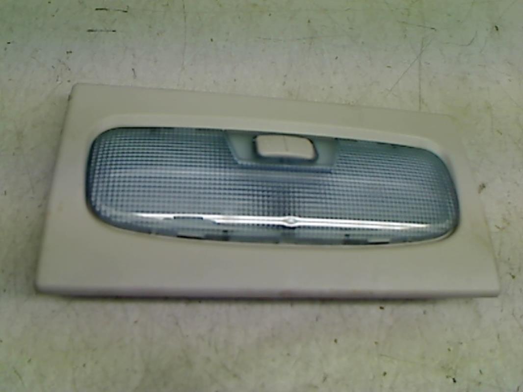 Eclairage de plafonnier FORD FIESTA 6 PHASE 1 Essence - 1