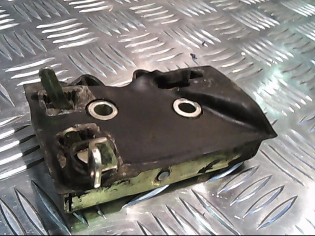 Fermeture non centralisee avant droit AUDI 80 3 PHASE 1 Essence - 1