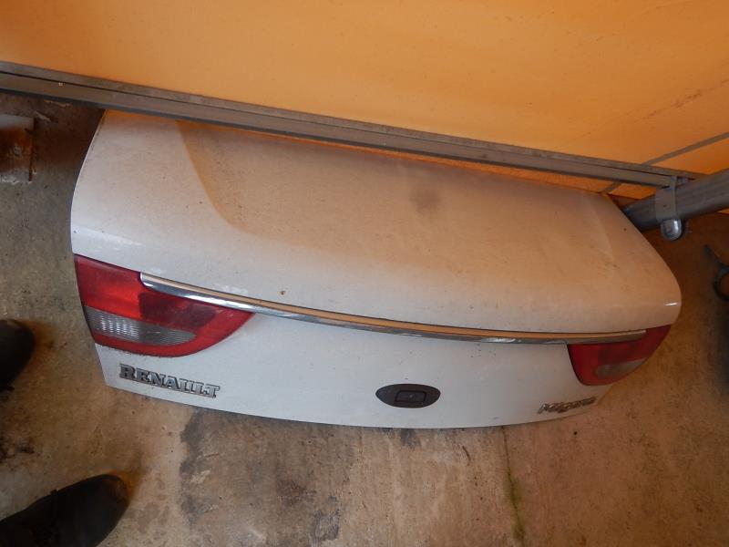 Malle/Hayon arriere RENAULT MEGANE 1 PHASE 1 Diesel - 1