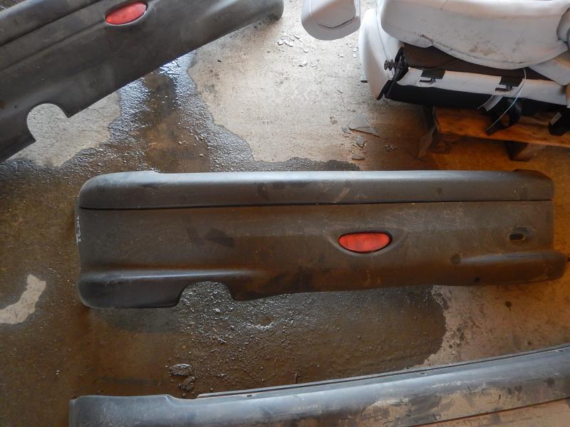 Pare choc arriere PEUGEOT 206 Diesel - 1