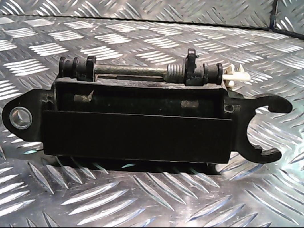 Poignee porte avant gauche AUDI 80 3 PHASE 1 Essence - 1