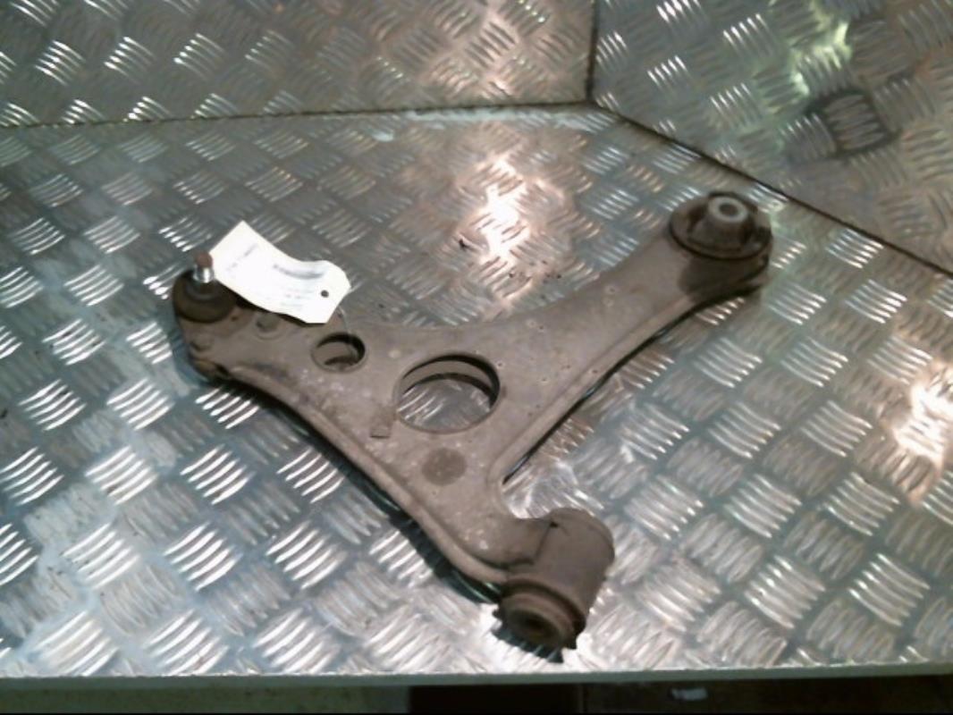 Triangolo inferiore anteriore sinistro MERCEDES CLASSE A 168 PHASE 2 Diésel - 1