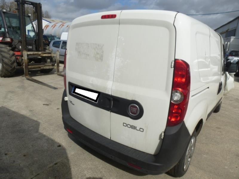 Image Feu arriere principal gauche (feux) - FIAT DOBLO 2