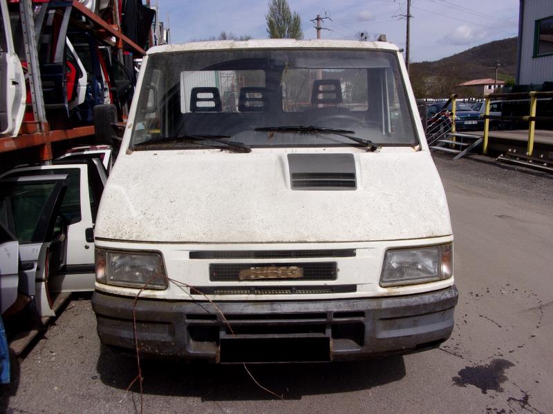 Image Aile avant droit - IVECO 35-10