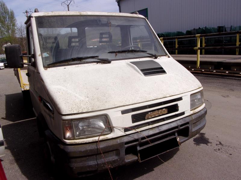 Image Aile avant droit - IVECO 35-10