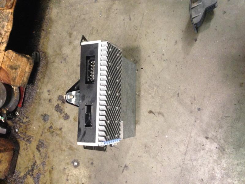 Amplificateur audio BMW SERIE 3 (E36)  - 1