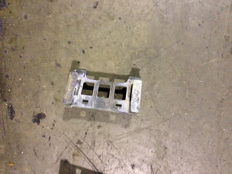 Support de pare chocs arriere BMW SERIE 5 E39  - 1