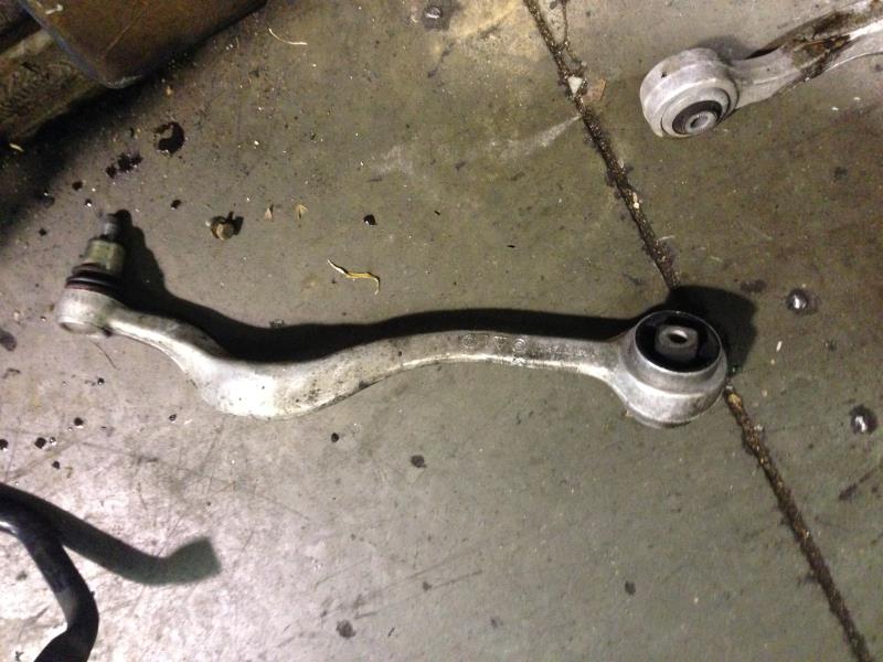 Braccio sospensione superiore anteriore sinistro BMW SERIE 5 E39  - 1