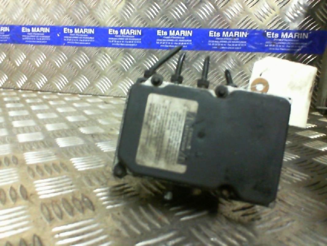 Blocco ABS (antibloccaggio freni) TOYOTA AVENSIS 2 PHASE 1 Diésel - 1